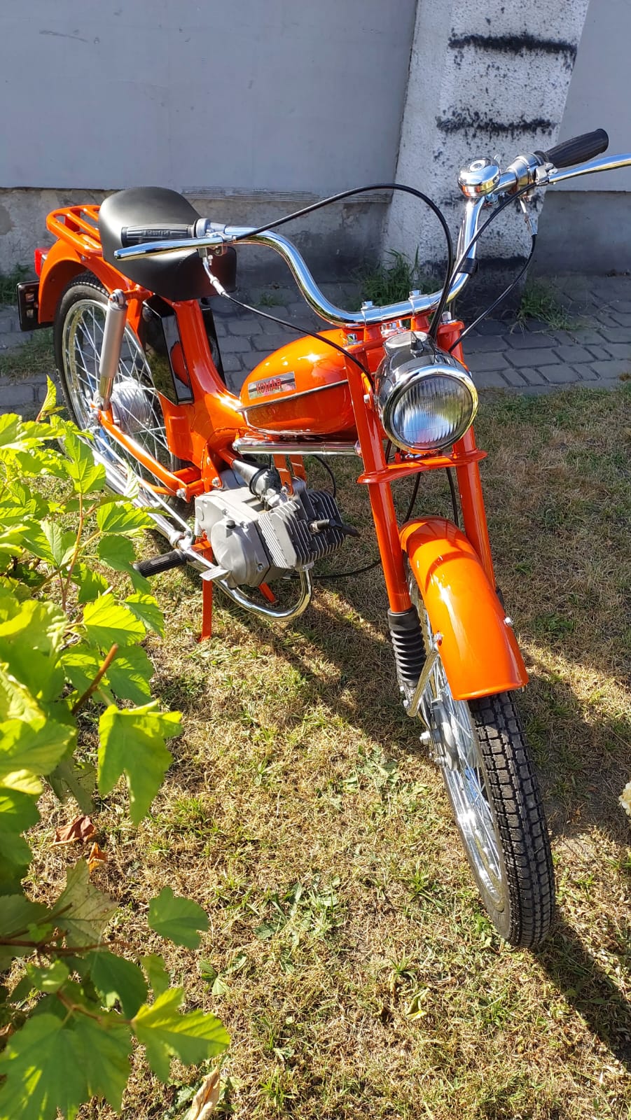 KOMAR 2352
